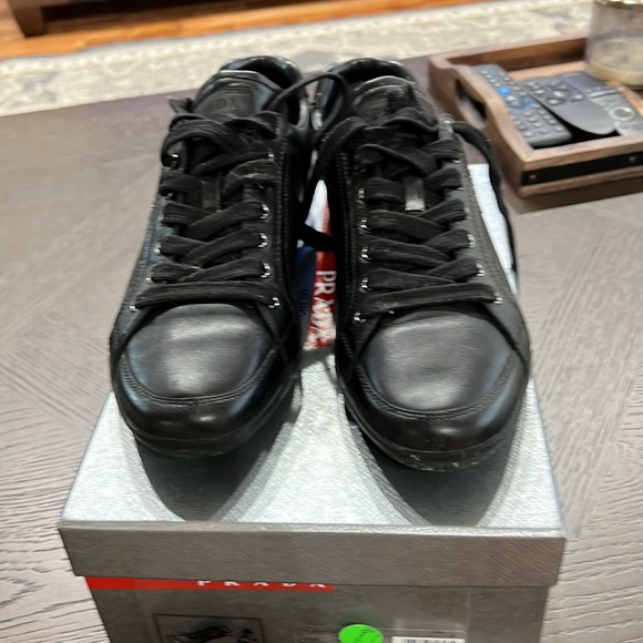 PRADA SNEAKERS - Picture 3 of 7
